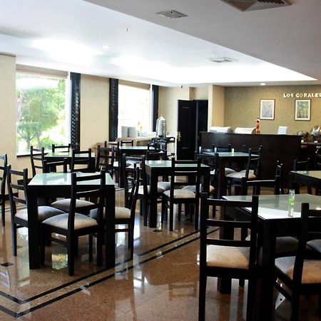 Eurobuilding Express Maiquetia Otel Dış mekan fotoğraf The restaurant