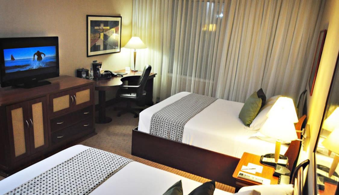Eurobuilding Express Maiquetia Otel Dış mekan fotoğraf A room at the hotel