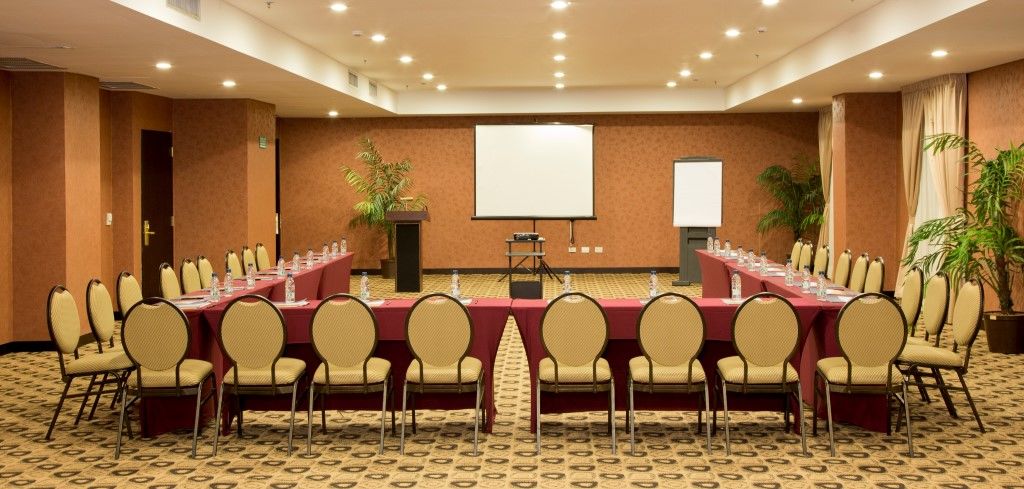Eurobuilding Express Maiquetia Otel Dış mekan fotoğraf Meeting room